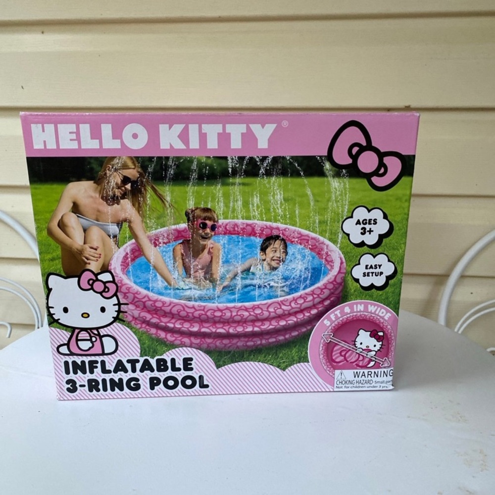 Hello Kitty NIOB Inflatable 3-Ring Kiddie Pool - Picture 2 of 10